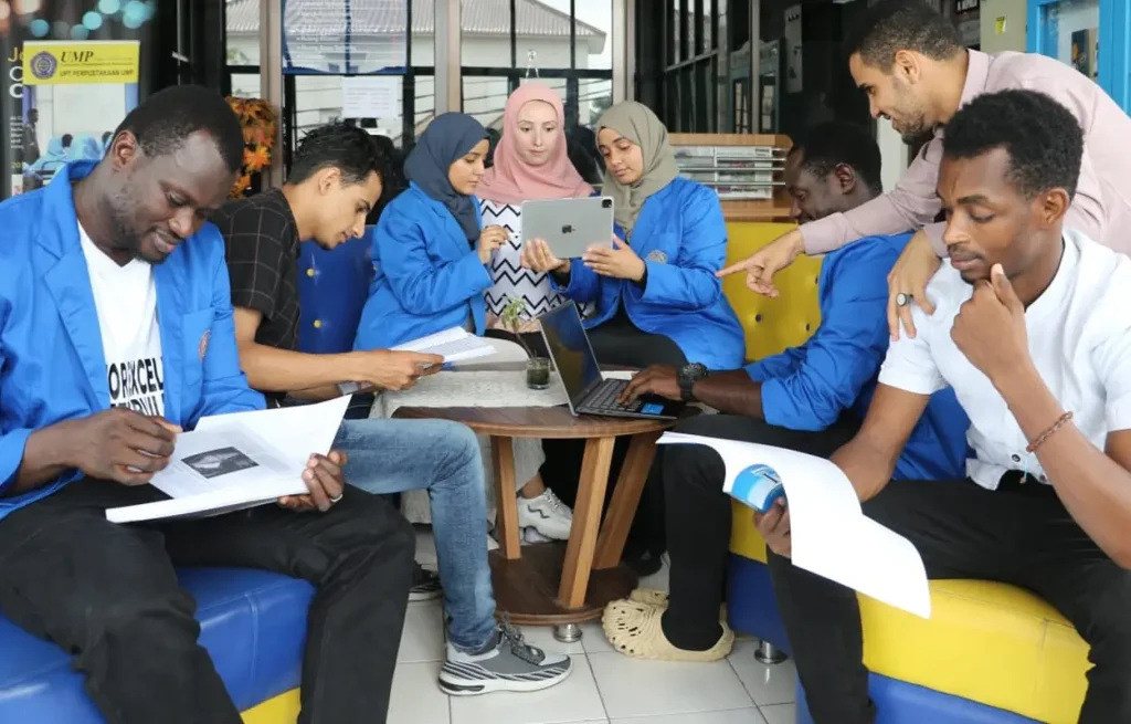 Campus Library