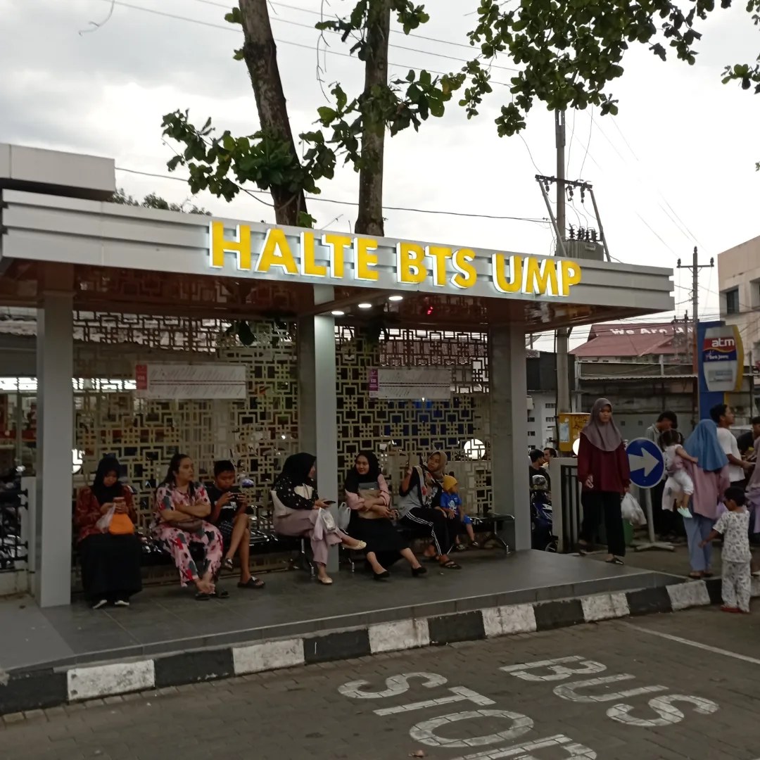 Campus Bus Stop